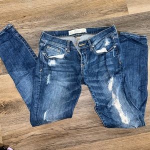 Abercrombie & Fitch Ripped Jeans